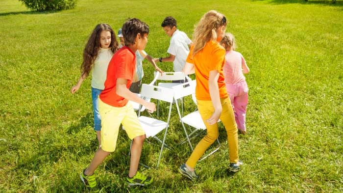 Outdoor group activities for kids
