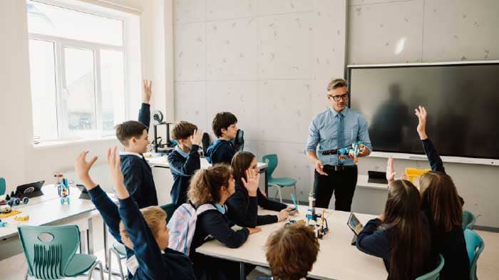 100 riddles for the classroom